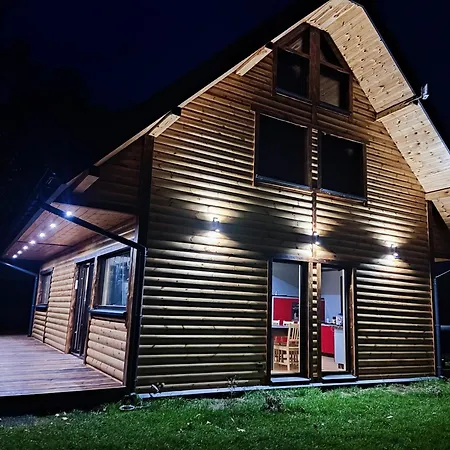 بيت للعطل Lesny Wyraj Nowe Borsuki (Pultusk)